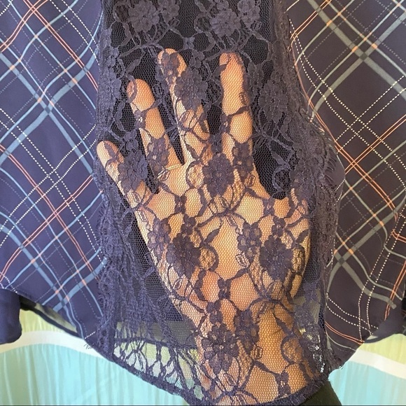 LC Lauren Conrad Bell Sleeve Blouse NWT Blue Plaid Lace Small - Picture 10 of 11